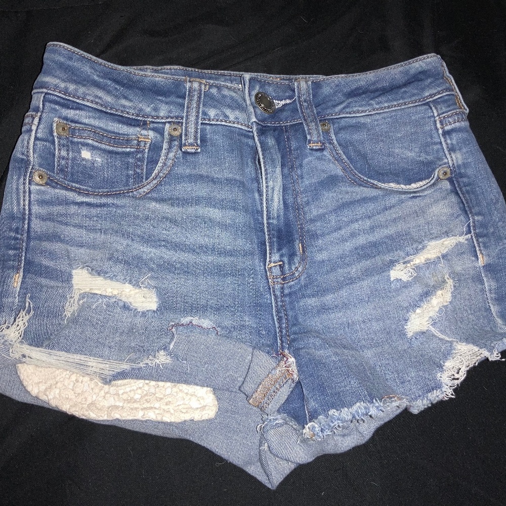 American Eagle Outfitters Denim Shorts (Hi-Rise Shortie), size 4